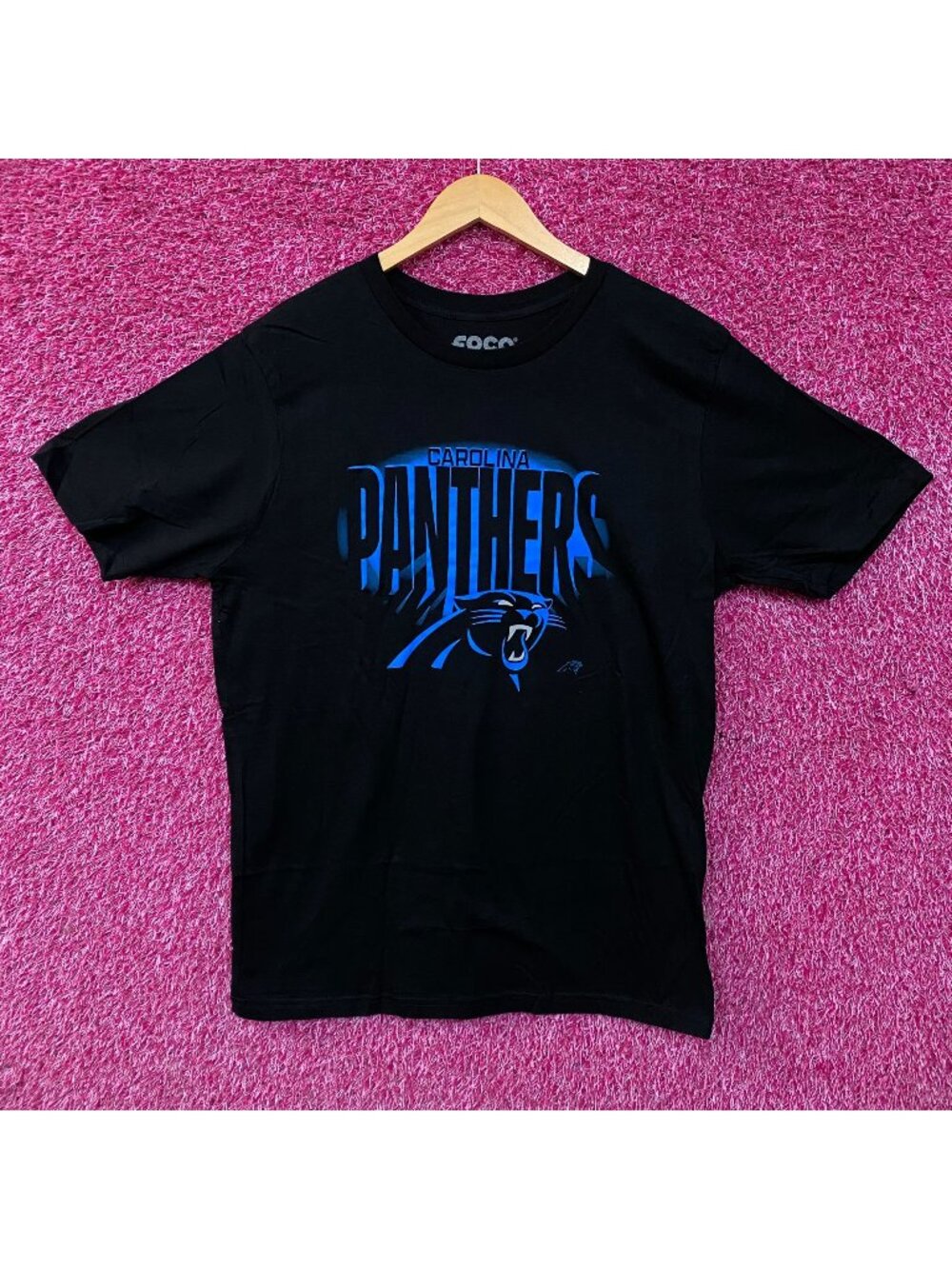 FOCO Carolina Panthers Team Logo Graphic T-Shirt Large